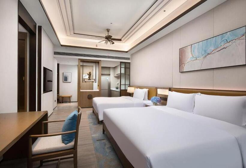 Люкс, Holiday Inn & Suites Sanya Yalong Bay, An Ihg