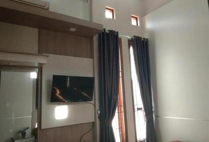Номер Стандарт, Kedai Oma Syariah Mitra Reddoorz