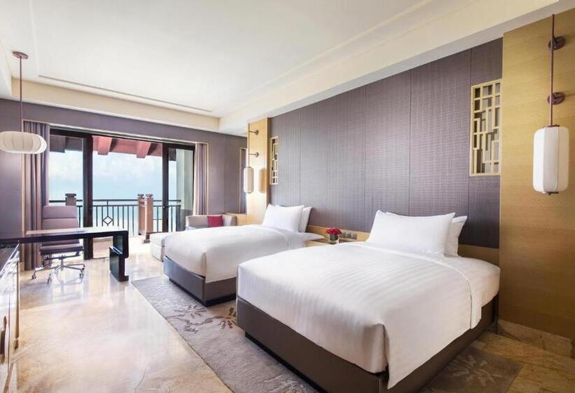 Номер Deluxe Вид на Море, Haikou Marriott