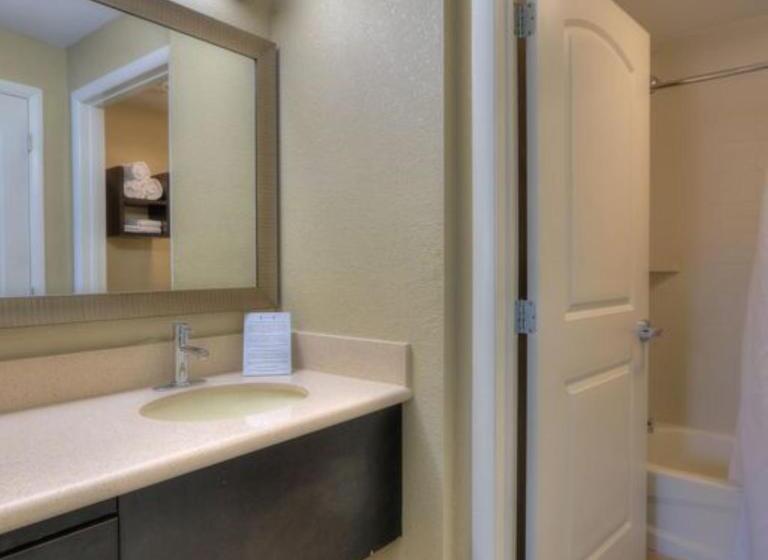 Люкс, Staybridge Suites Knoxville West, An Ihg
