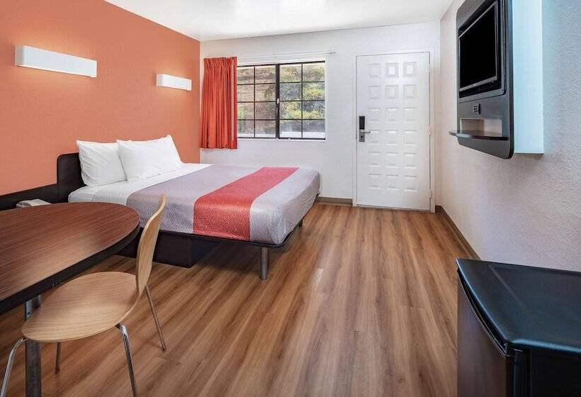 Номер Deluxe, Motel 6thousand Oaks, Ca