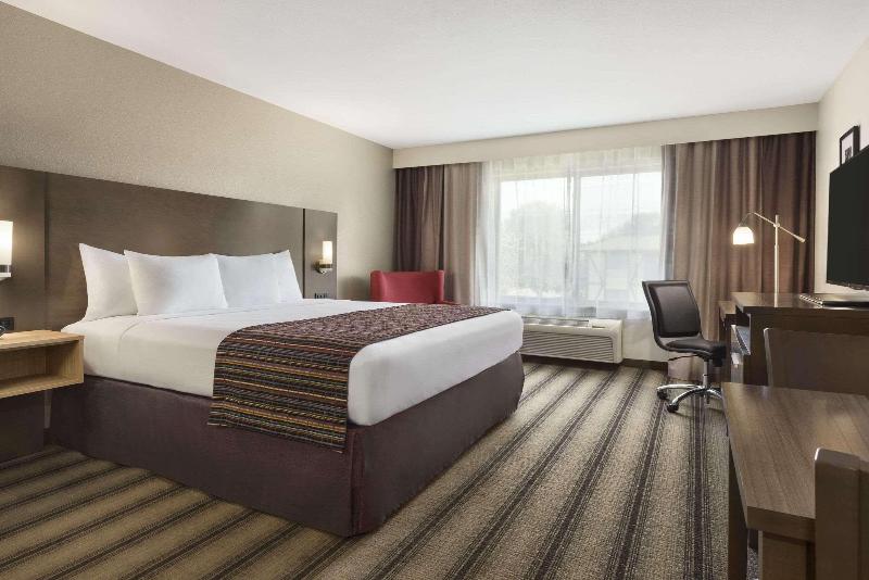 سوئیت با تخت بزرگ, Country Inn & Suites By Radisson, Springfield Southeast