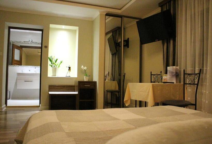 Номер Стандарт, Piano Cafe B&b