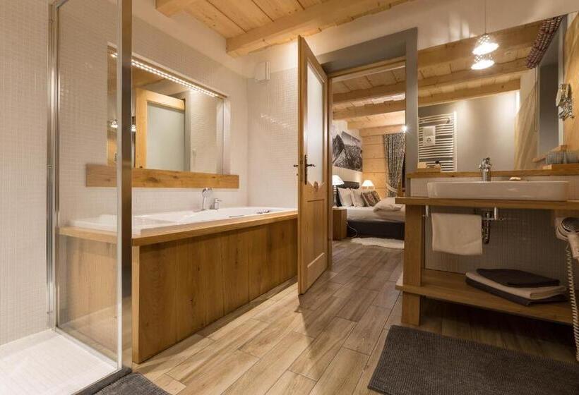 Люкс Вид на Горы, Aparthotel Bambi