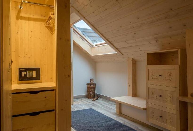 Полулюкс, Aparthotel Bambi