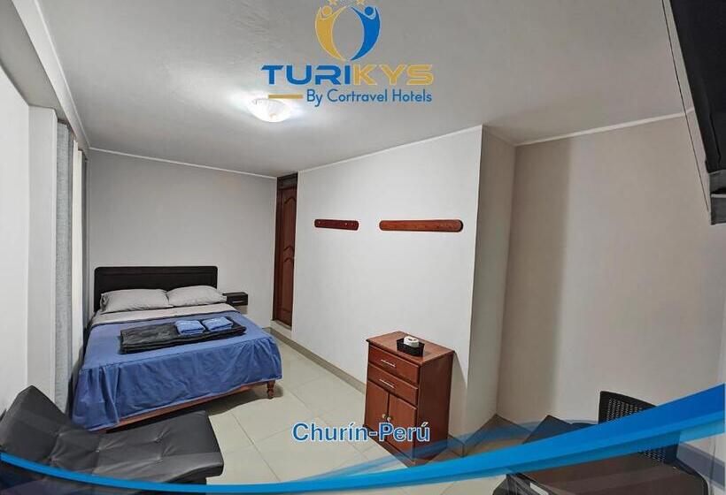 스탠다드 룸, Turikys Churin