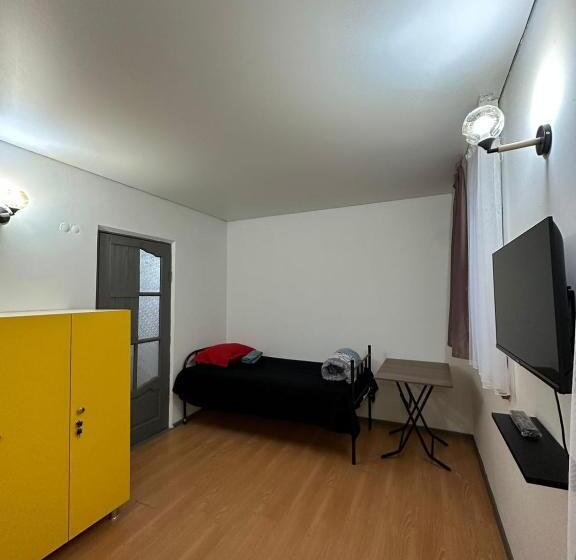 تختخواب در اتاق مشترک, Assem Hostel Koktobe