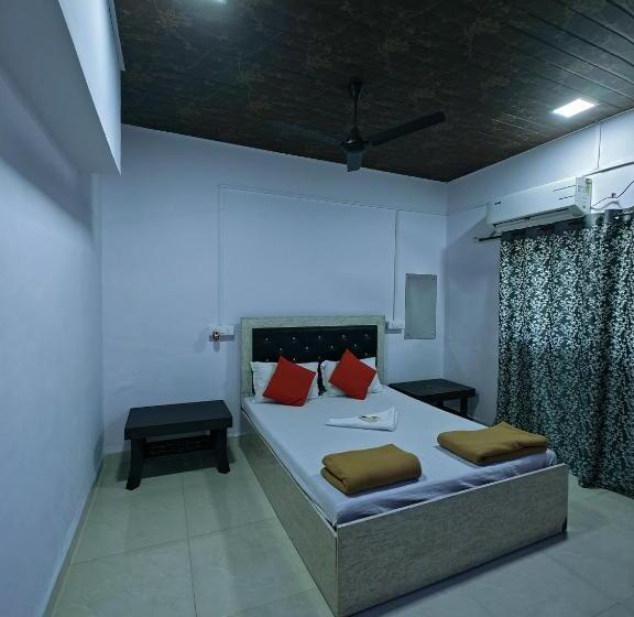 豪华房间, Moonshine Villa