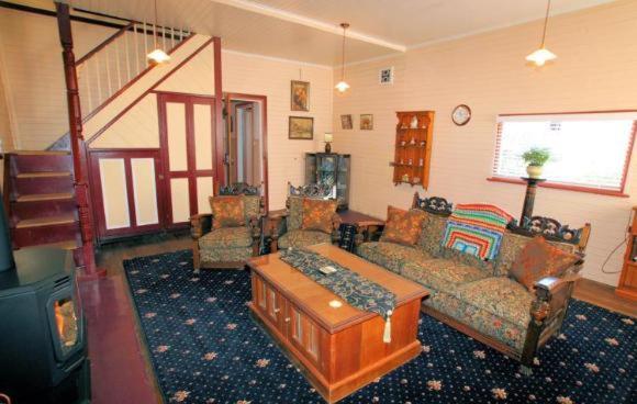 1间卧室的房子, Westbury Gingerbread Cottages
