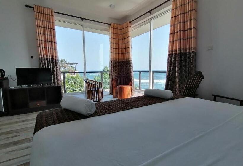 Трехместный Superior Вид на Море, Ara Beach Resort Mirissa