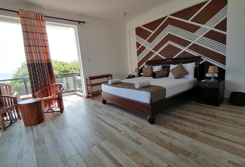 Трехместный Superior Вид на Море, Ara Beach Resort Mirissa