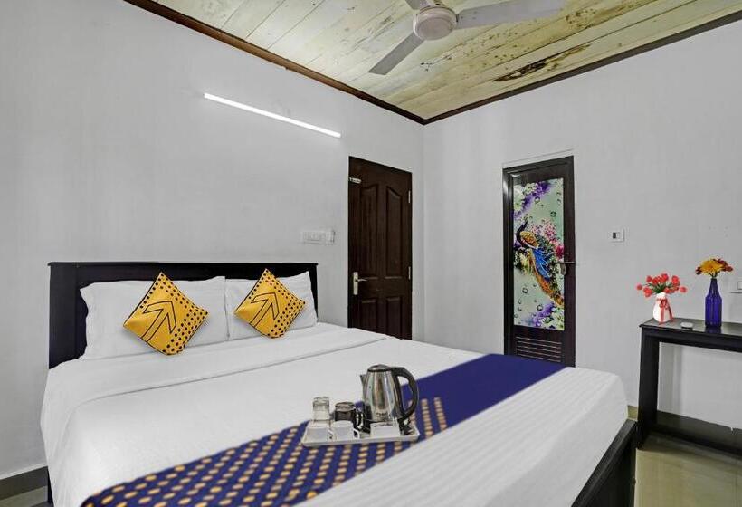 Трехместный Номер Классика, Spot On Vinodam Residency