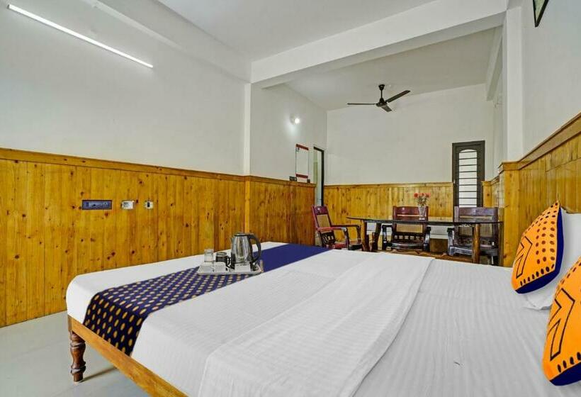 Трехместный Номер Классика, Spot On Vinodam Residency