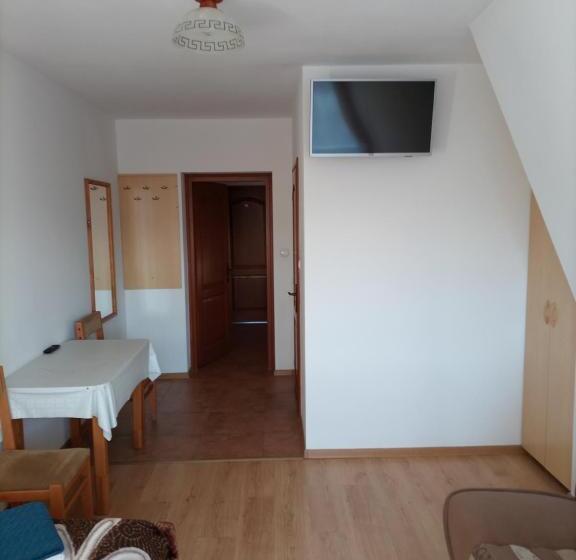 Standard Room, Wynajempokoi Stołówkagerlachscłętowskiwłłętowskam łętowskal łętowska Hyłab
