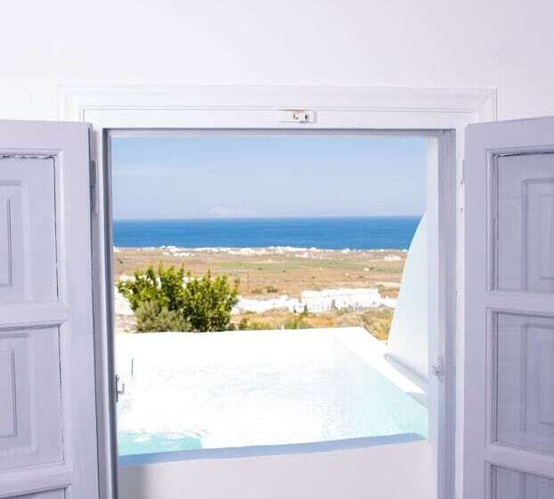 سوئیت اجرایی با چشمانداز دریا, White Cave Villas