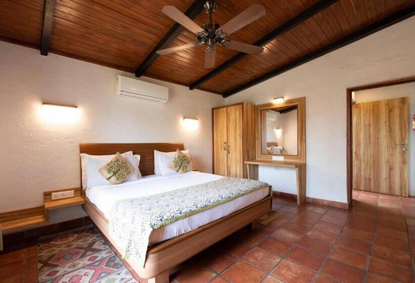 Вилла 3 Спальни, Anandvan Resort