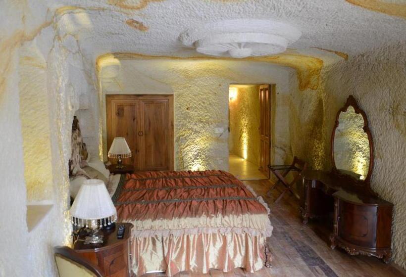 Camera Deluxe, Golden Cave Suites