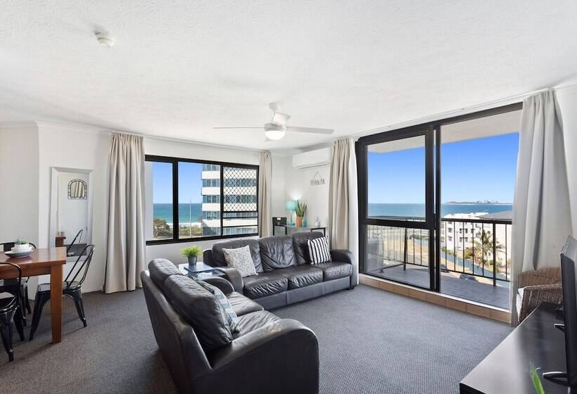 آپارتمان خانوادگی 2 خوابه, Langley Park Apartments