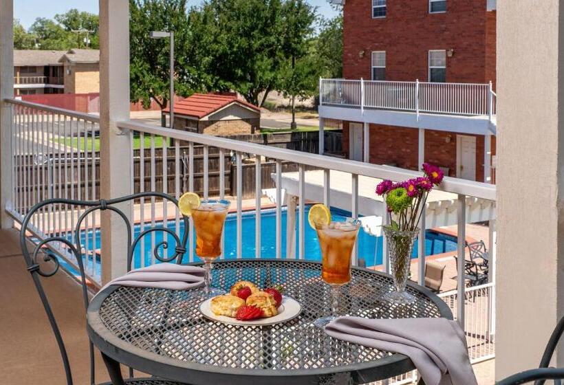 חדר סטנדרט עם מרפסת, Woodrow House Bed & Breakfast