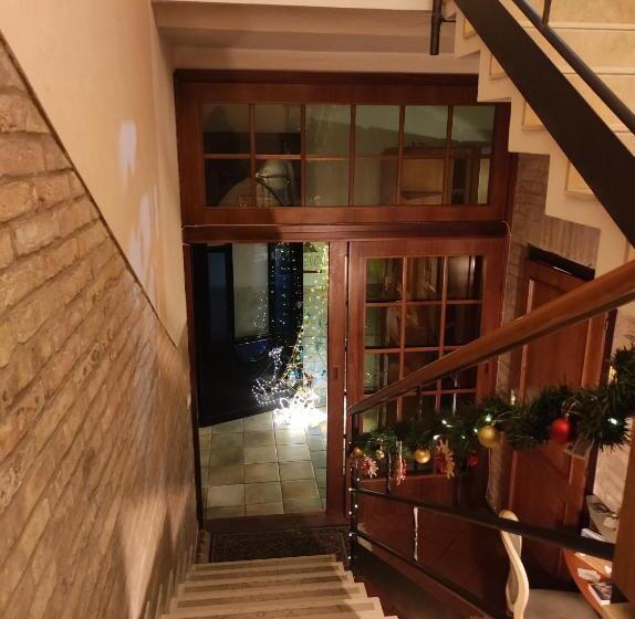 اتاق اکونومی, D'elite Room & Breakfast