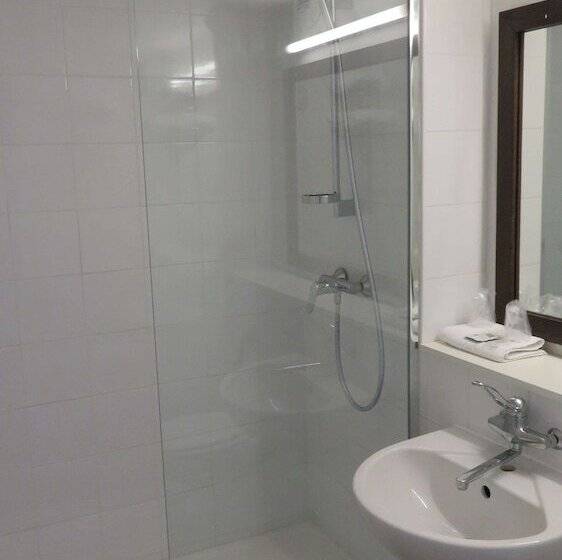 Номер Стандарт, Première Classe Mâcon Sud