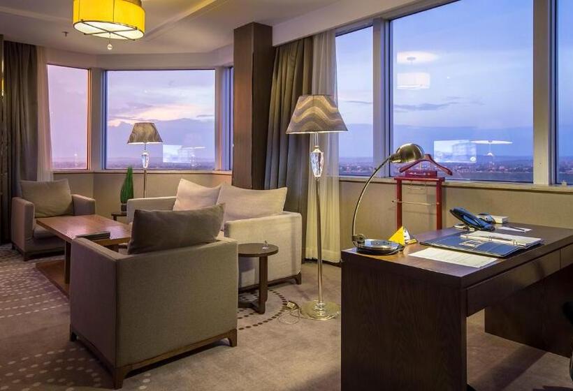 سوییت اجرایی, Fleuve Congo Hotel By Blazon Hotels