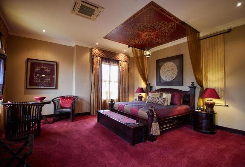 Президентский Люкс, Royal Elephant Hotel & Conference Centre