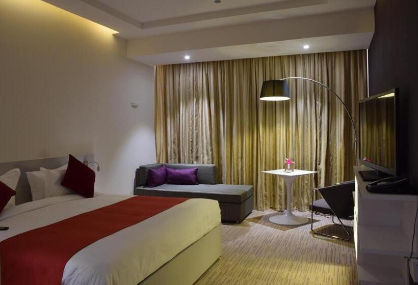 Номер Superior, Novotel Suites Riyadh Centre