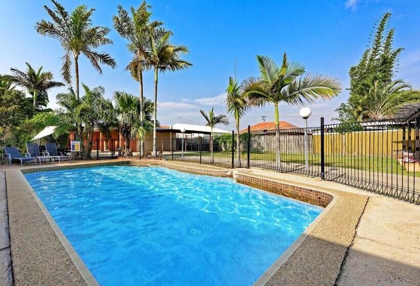 带大床的行政房间, Riviera Motel Bundaberg