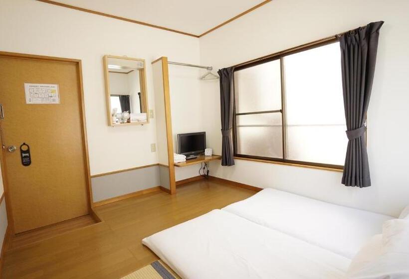 Номер Economy, House Ikebukuro
