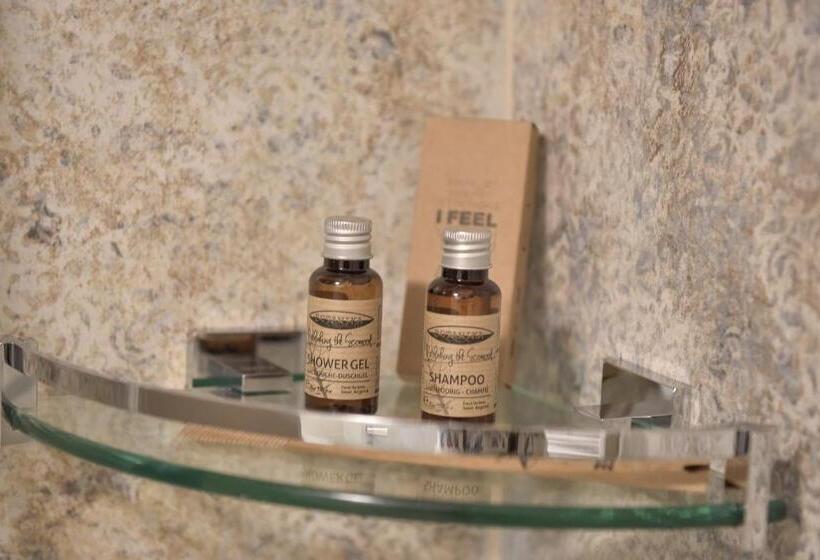 디럭스 트리플 룸, Imperio Hotel Cernavoda