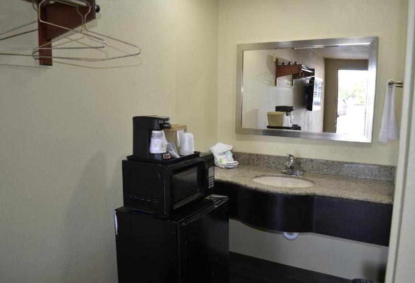 带大床的标准间, Budget Inn Williamsville