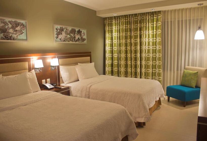 标准间, Hampton Inn By Hilton Merida