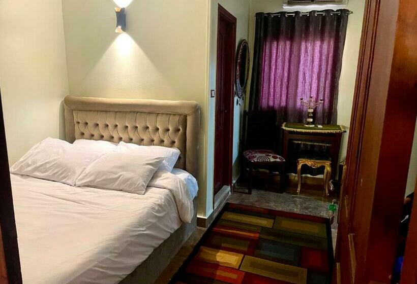اتاق استاندارد سه تخته با چشم‌انداز, Sphinx Palace Pyramids View Inn