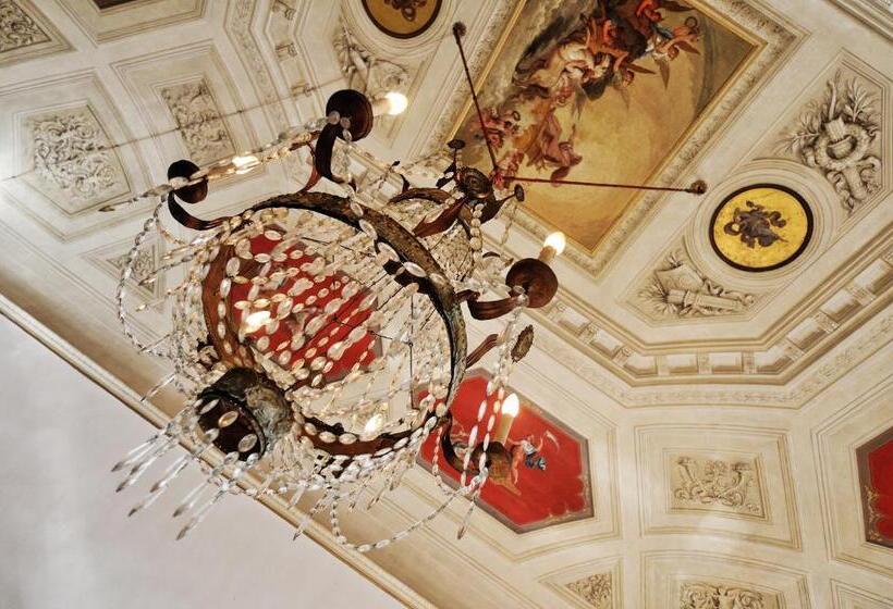 Люкс Повышенной Комфортности, Castello Di Monterado