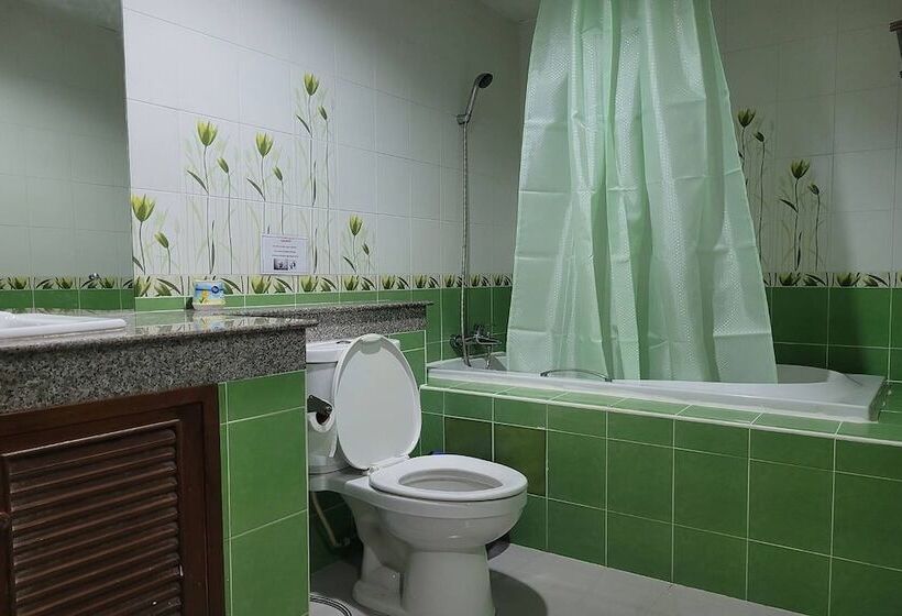Семейный Номер, Kaewchantra Mansion