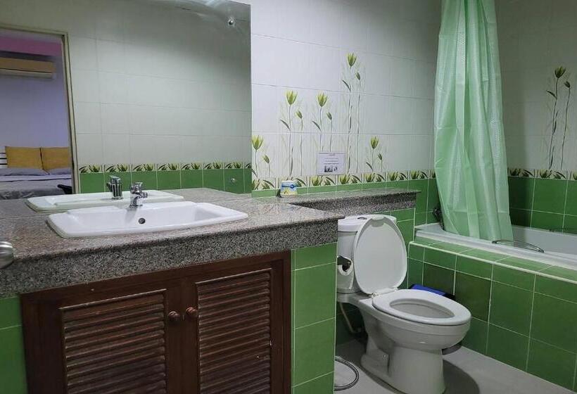Семейный Номер, Kaewchantra Mansion