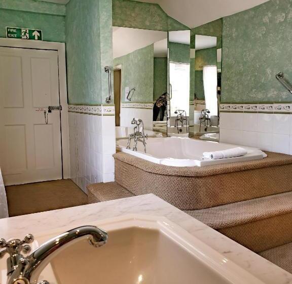 Люкс Superior, The Crown House Inn