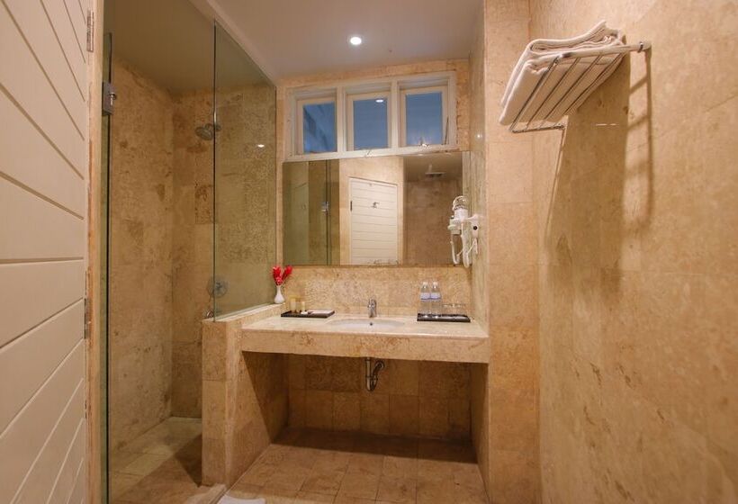 Family Suite, The Lerina Hotel Nusa Dua