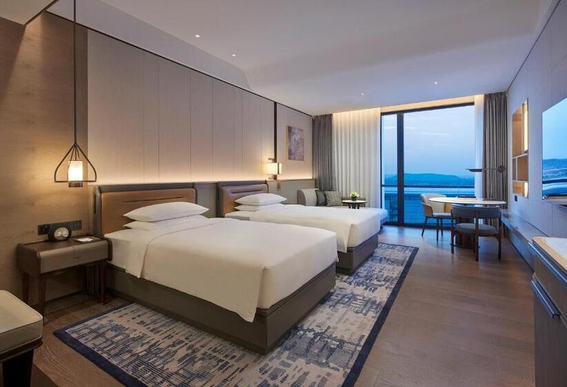 Клубный номер с видом, Hyatt Regency Hangzhou International Airport