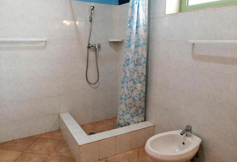 اتاق راحتی سه تخته, B&b Salinas Boa Vista Wifi Free