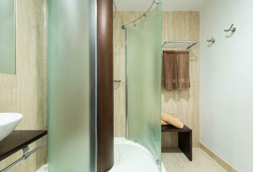 Апартаменты Deluxe 2 Спальни с Гидромассажем, Holiday Club Sol Amadores