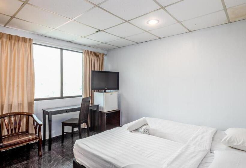 Номер Deluxe, Subang Valley