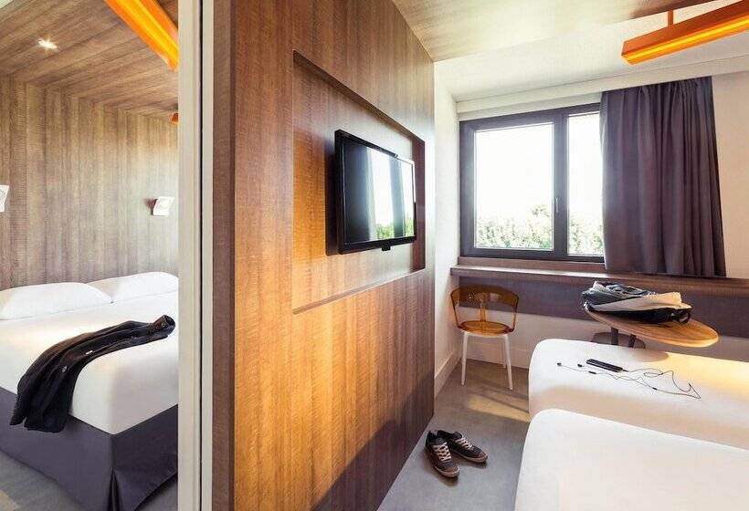 Номер Стандарт Двуспальная Кровать, Ibis Styles Niort Poitou Charentes