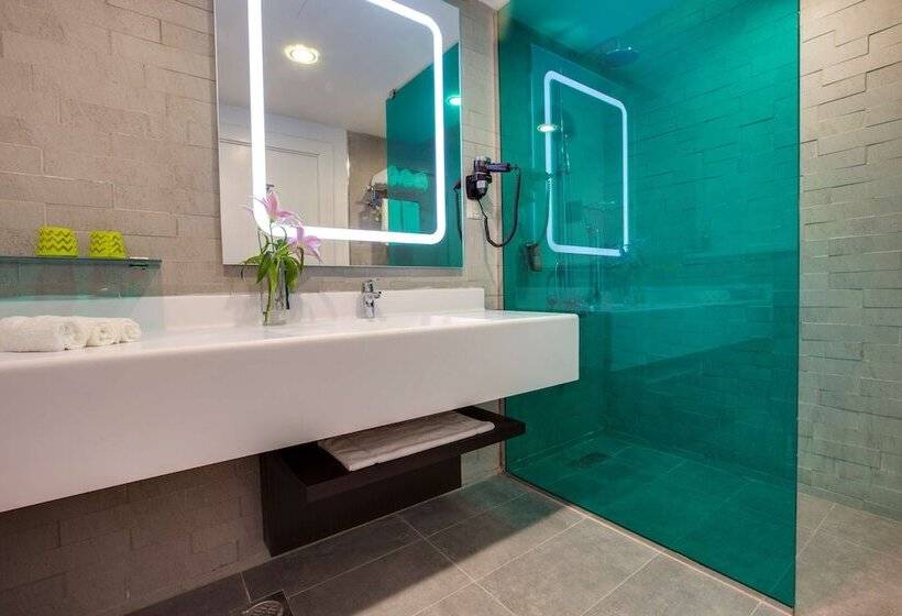 바다 전망 스위트, Park Inn By Radisson Dammam