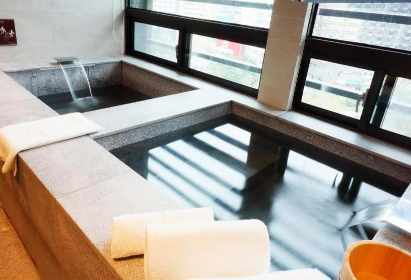 اتاق استاندارد چهار تخته, Royal Beitou