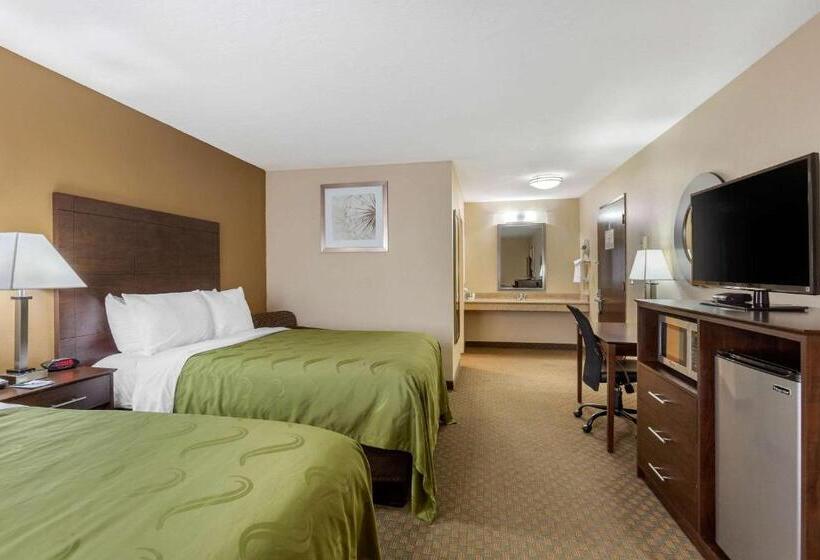 חדר סטנדרט מותאם לאדם עם מוגבלויות, Quality Inn