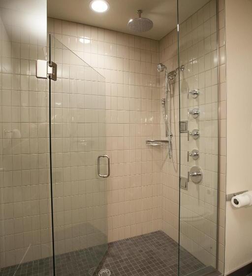 디럭스 스위트 킹 침대, Best Western Premier Boulder Falls Inn