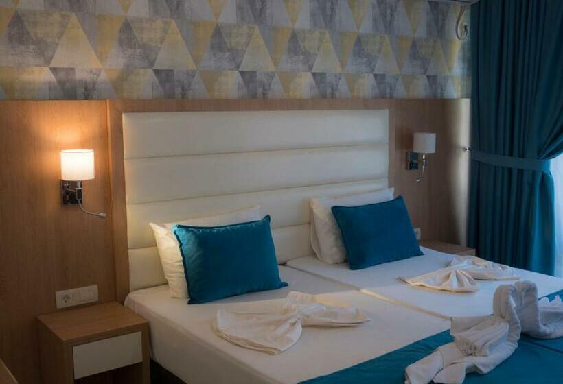 اتاق استاندارد با بالکن, Pearl Beach
