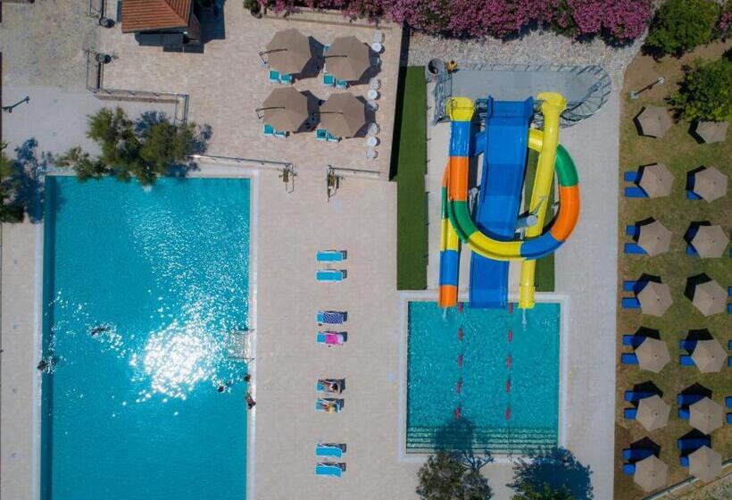 اتاق استاندارد سه تخته با بالکن, Pearl Beach
